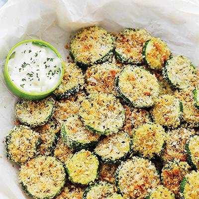 Baked Garlic Parmesan Zucchini Chips