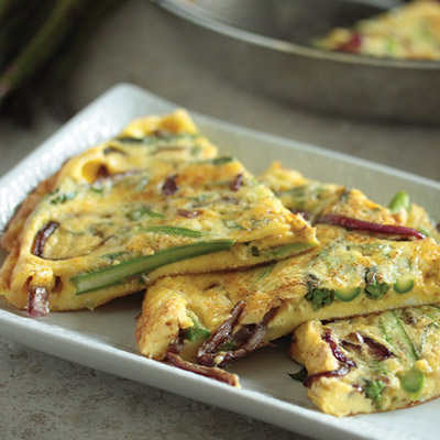 Asparagus and Balsamic Glazed Onion Frittata