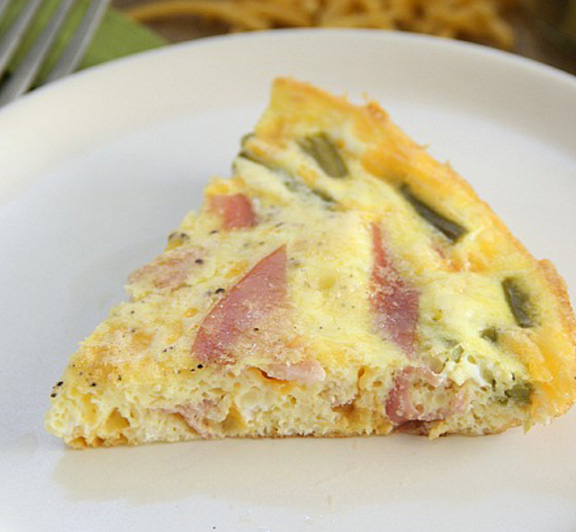 Ham, Asparagus, and Cheddar Frittata