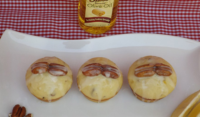 Lemon Pecan Starshine Muffins