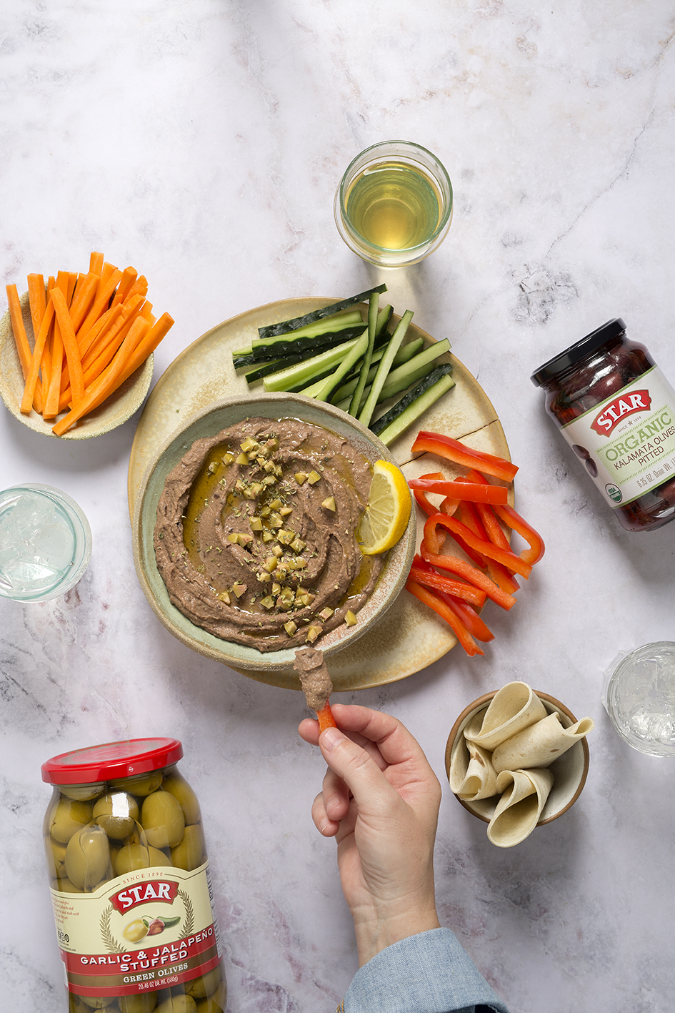 Easy appetizer: Olive hummus