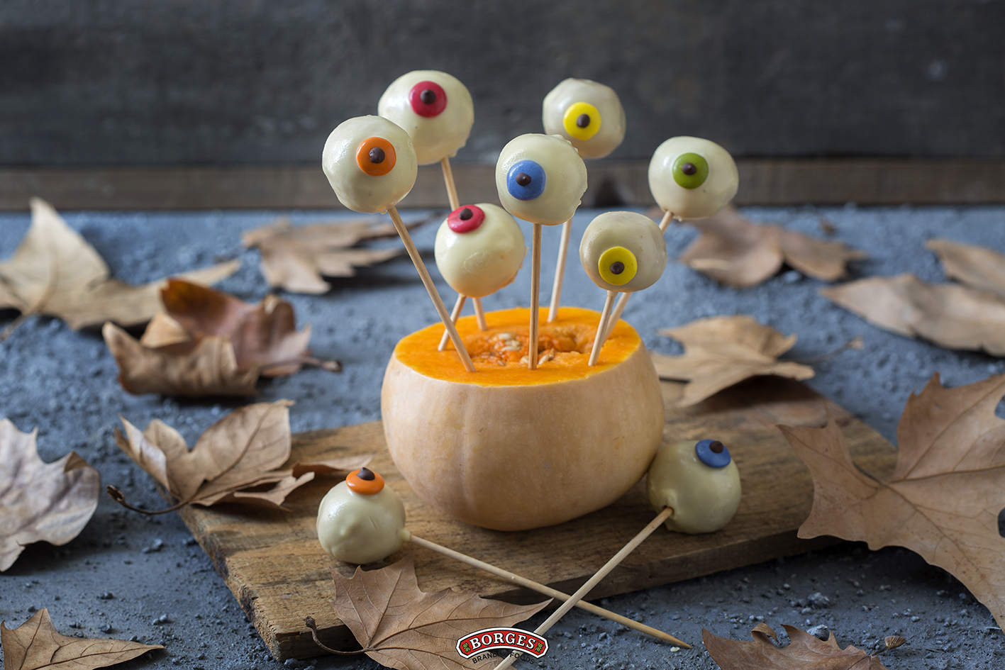 Halloween recipe: one-eyed cake pops