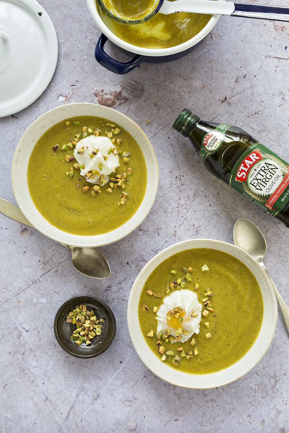 Zucchini and Turmeric Soup
