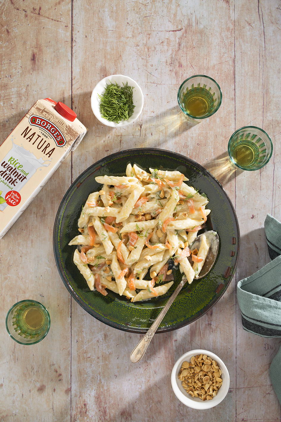 Smoked salmon pasta salad