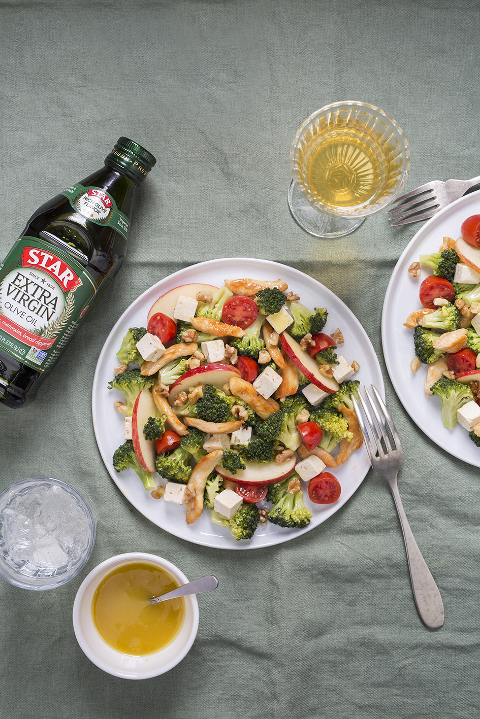 Mediterranean Broccoli Salad