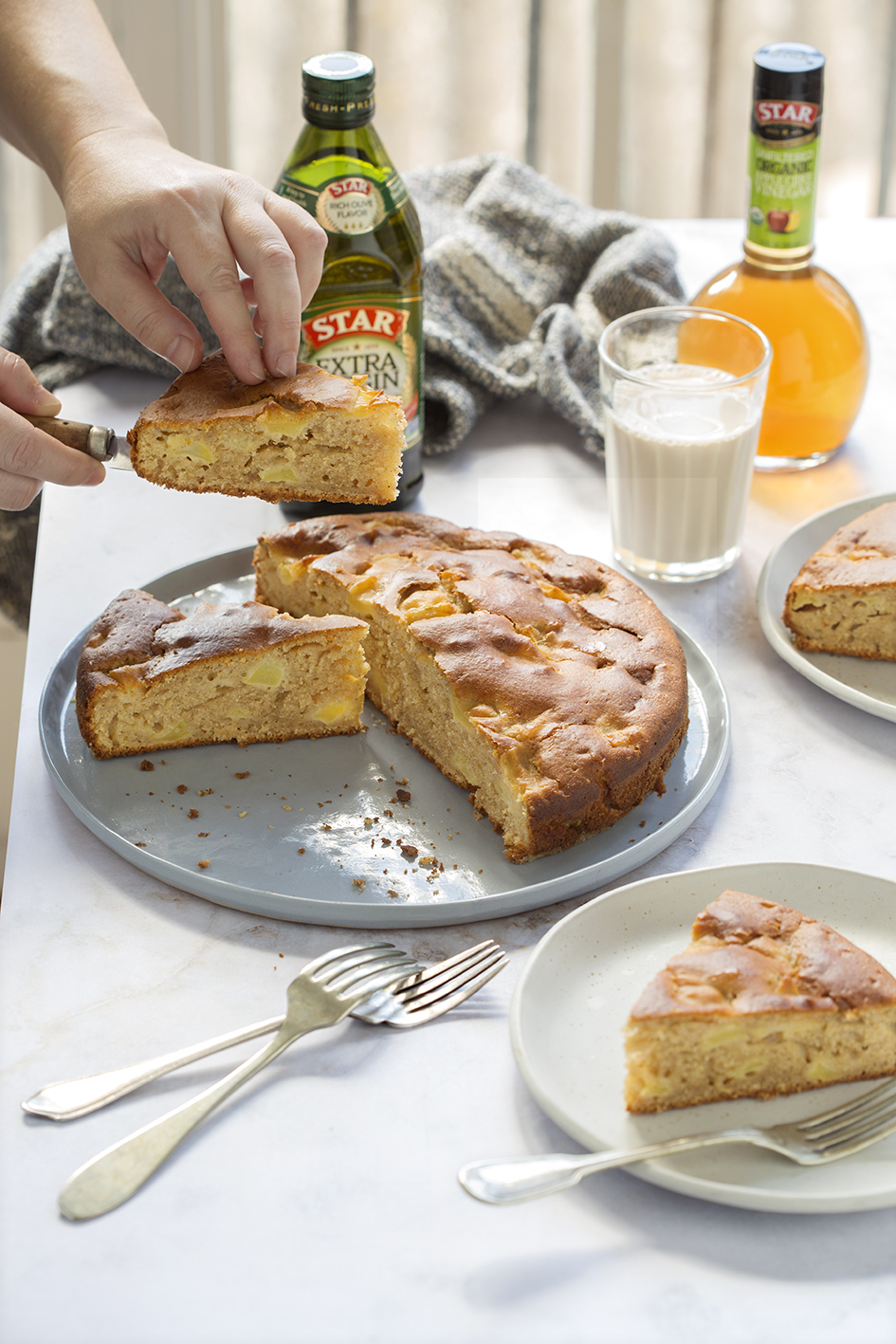 Traditional Apple Cake