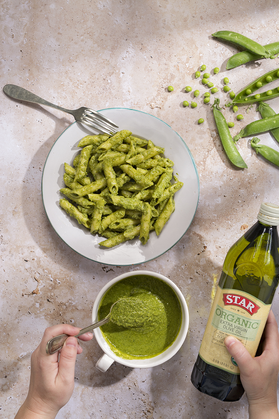 Pasta with Green Pea Pesto