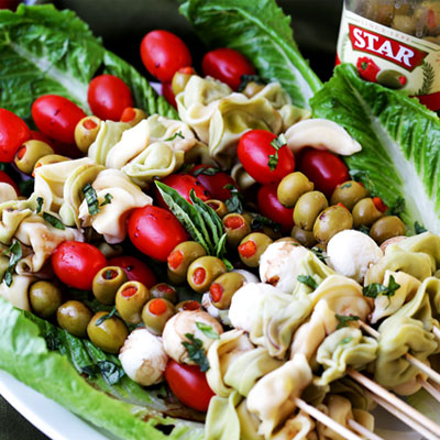 Tortellini Skewers with Olives, Tomatoes and Cheese