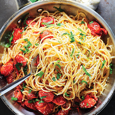 Spaghetti with Fresh Tomatoes and Herbs