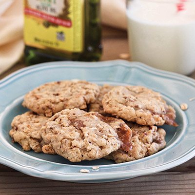 Toffee Crunch Olive Oil Oatmeal Cookies